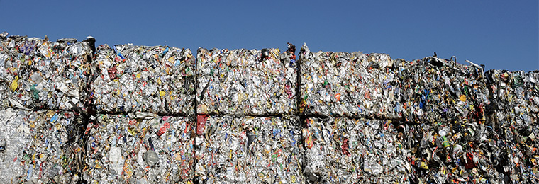 Large cubes of waste
