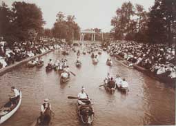 Image of: Rowing on the Grand Canal at Belle Isle, Detroit