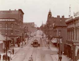 Image of: Front Street, Marquette, Michigan