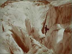 Image of: Crevasse Formation in Illecillewaet Glacier, Selkirk Mountains, British Columbia, Canada