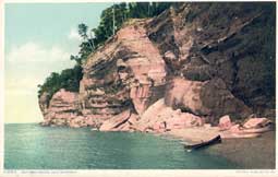 Image of: Pictured Rocks on Lake Superior, Munising, Michigan